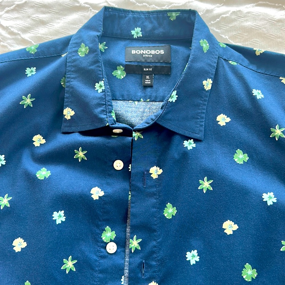 Bonobos slim fit button down shirt in navy with green floral print